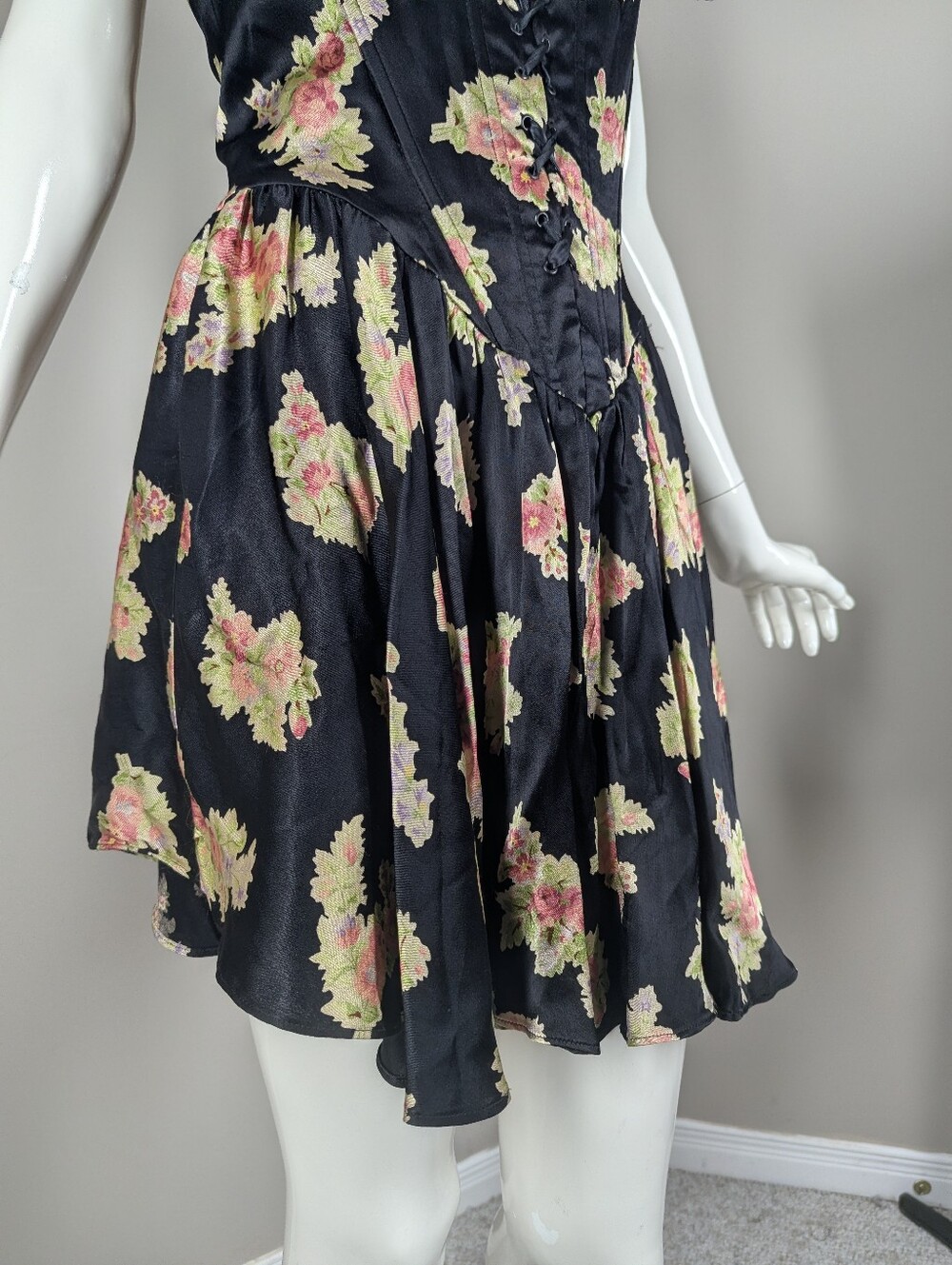 Vintage Betsey Johnson Floral Corset Mini Dress Made in USA Black Rose Lace Up M - Picture 12 of 16
